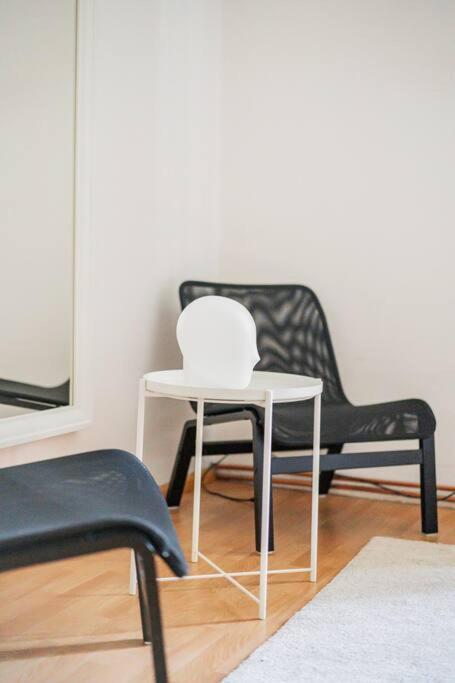Zentrale Wohnung Fuer Entdecker Відень Екстер'єр фото